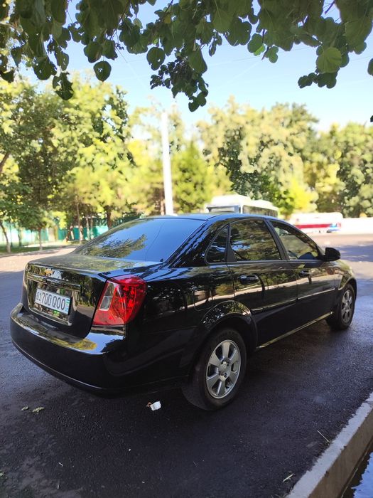 Chevrolet Gentra AT