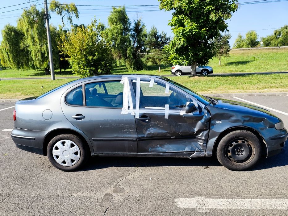 Vand seat Toledo 2003 benzina