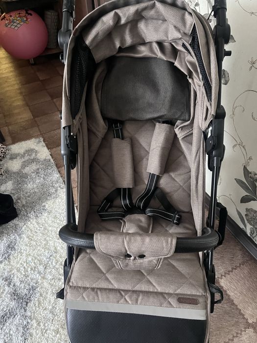 Коляска прогулочная baballo future