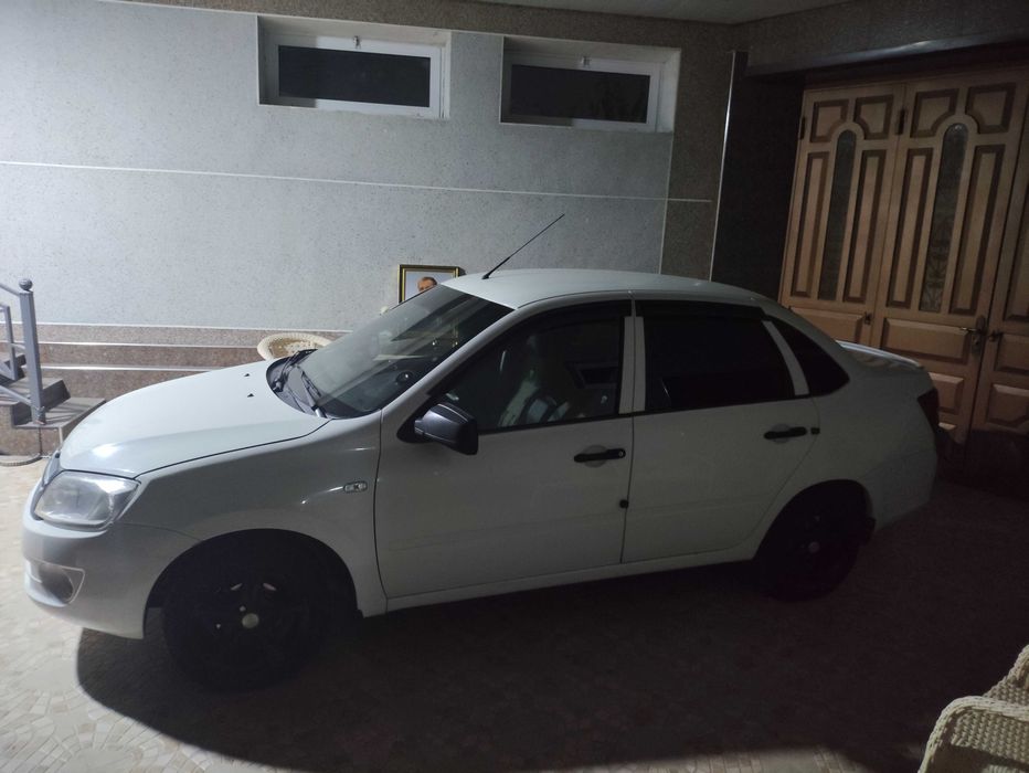 Lada granta 2013