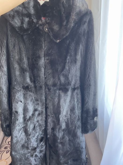 Продам норковую шубу 44-46 размер