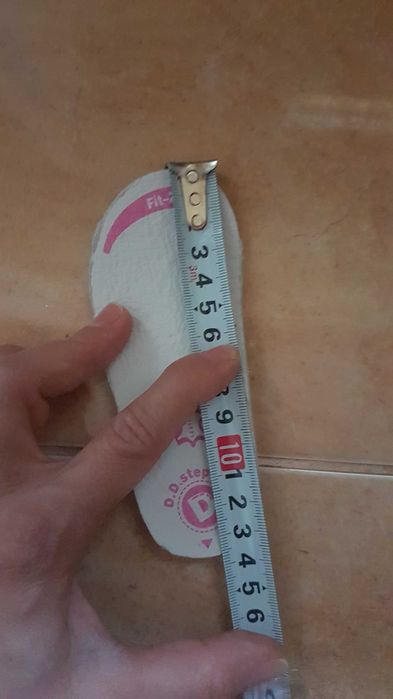 Детски полуотворени обувки