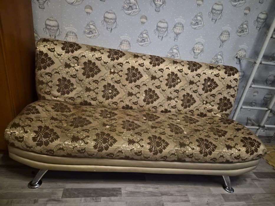 Продается Диван с кресло