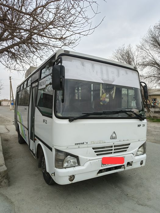AFTOBUS isuzu NP21