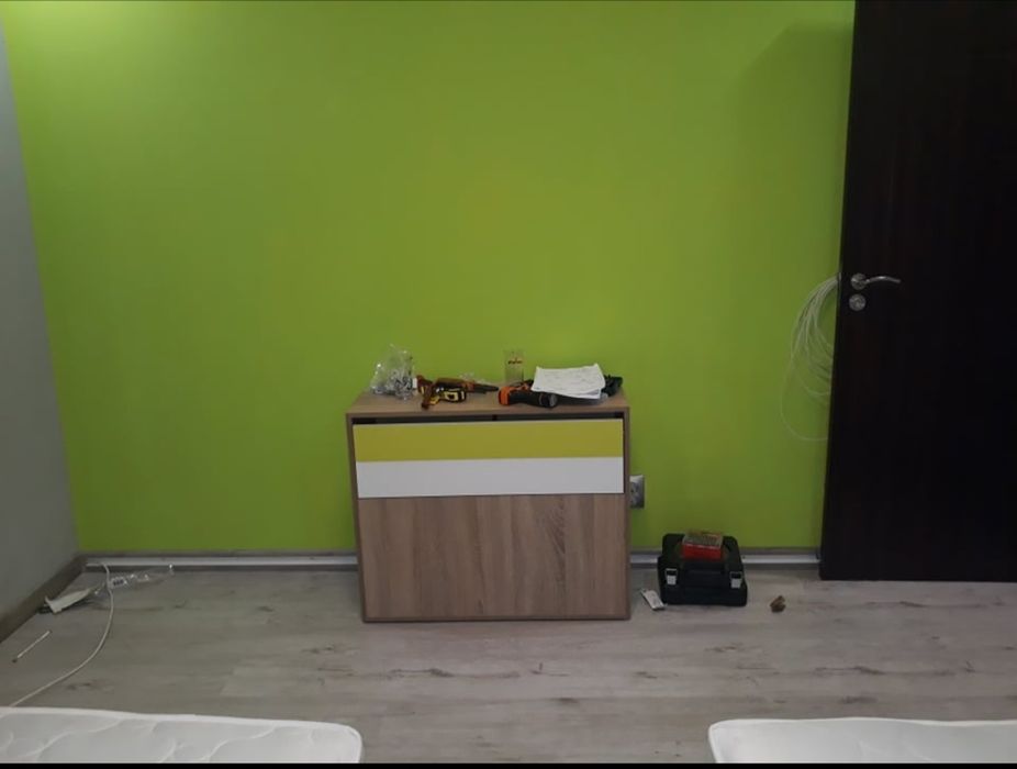 Продавам детско обзавеждане