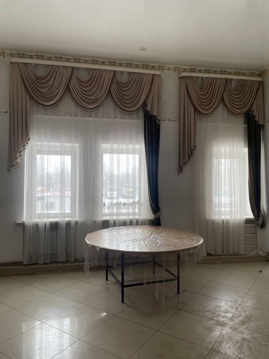 Бежевые шторы/портьеры