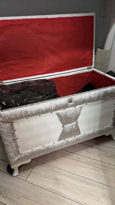 Сандык сундук белая