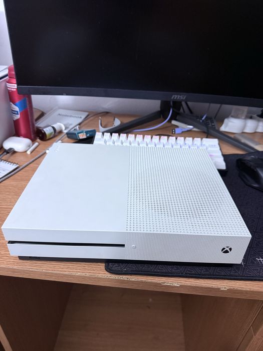 Xbox one s 3 controlere 17 jocuri
