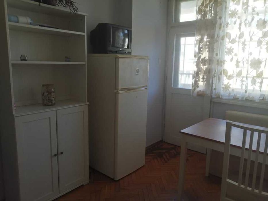 Дава се под наем Мезонет в Бургас, Център - 90 кв.м за 204 € - Снимка #2