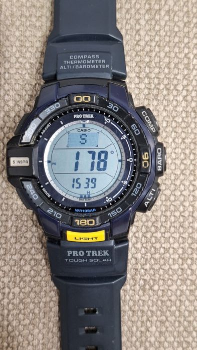 Ceas Casio Protrek PRG-270 incarcare solara Altimetru Barometru Busola