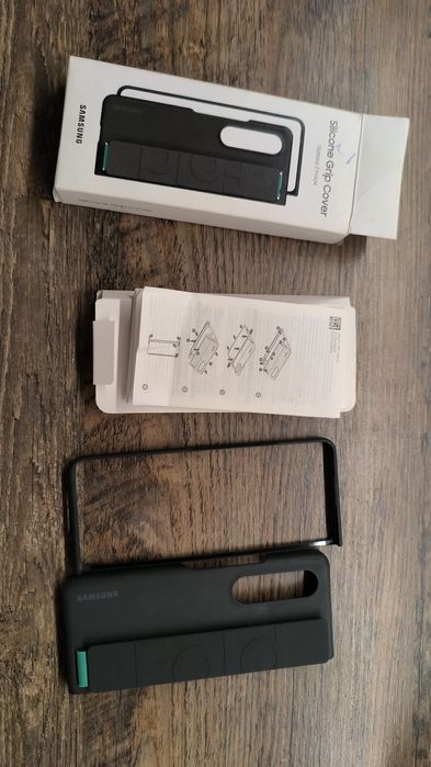 samsung grip cover Z folder 4
