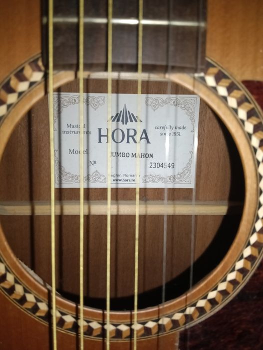 Hora Jumbo Solo Mahon  chitară