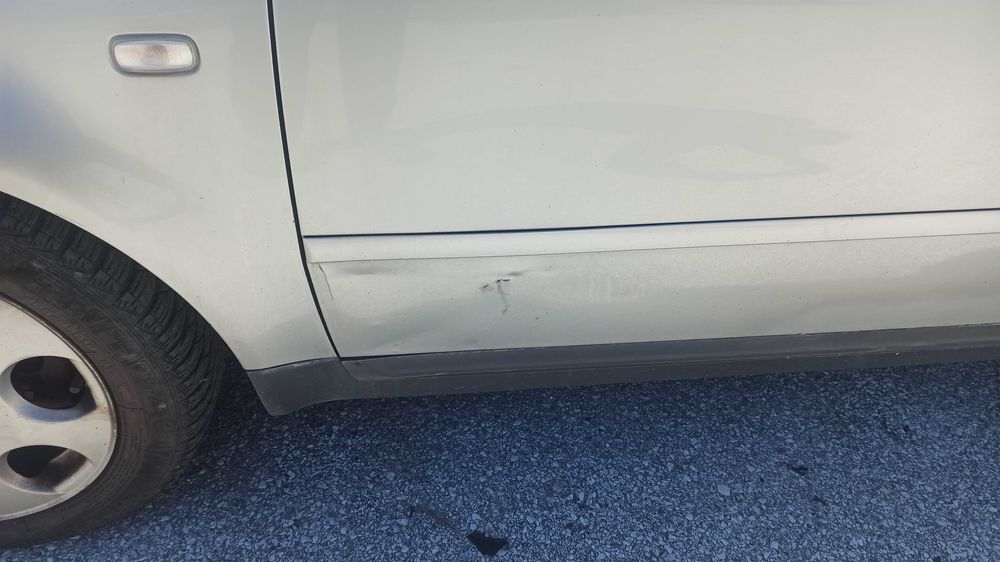 Автомобил на части