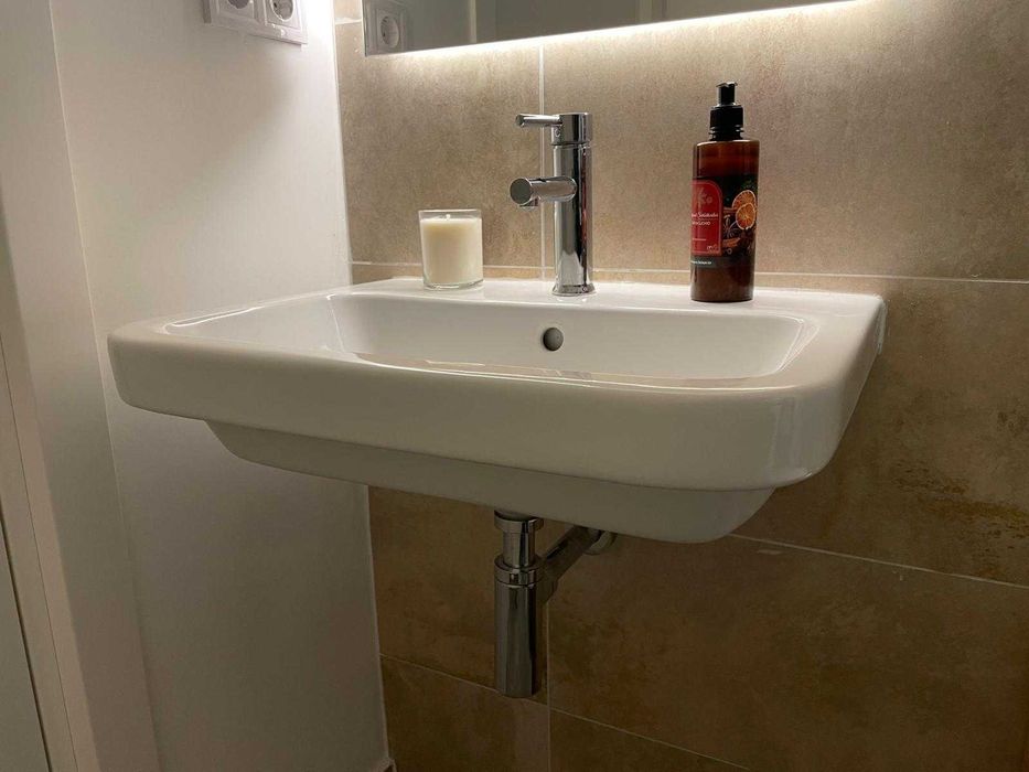 Pachet: Oglinda cu LED - Lavoar - Baterie baie