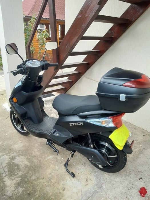 Scuter electric de vanzare