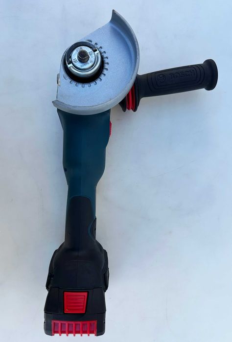 BOSCH GWS 18V-10 SC - Акумулаторен безчетков ъглошлайф като нов!