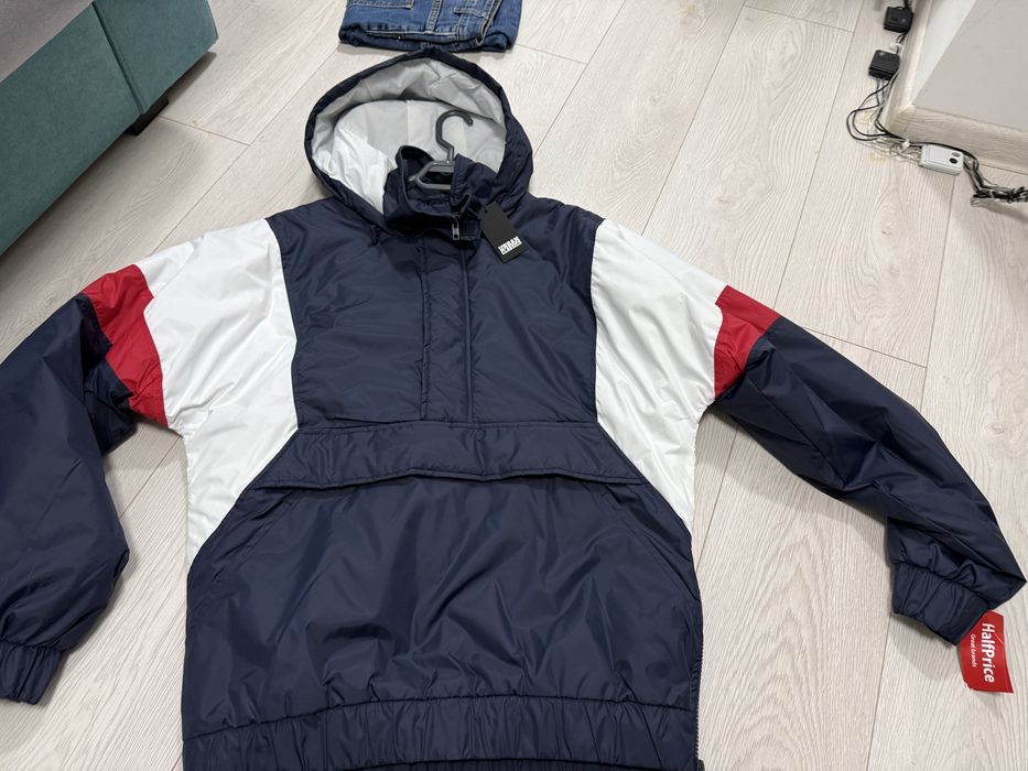 Geaca jacheta bluza Urban Ultra schimb cu tommy hilfinger guess dior