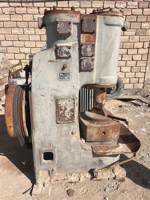 Токарный станок и молот сатылады