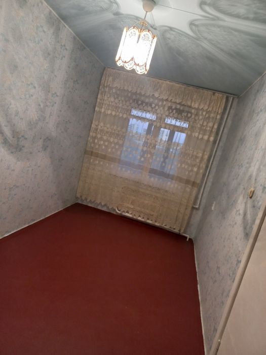 Продаётся 3 х комнатная квартира 1мик 18дом хх