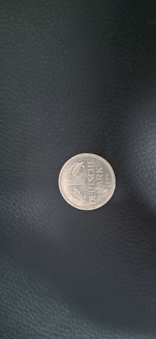 Vând moneda deutsche mark D 1990
