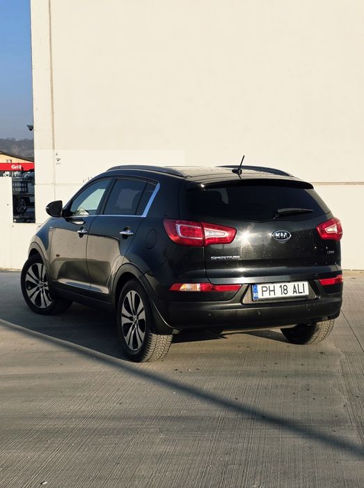 Vând Kia Sportage 2.0 CRDI 184CP AWD