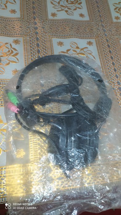 Naushniki, Quloqchinlar yangi