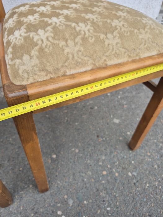 2 Scaune ideale,Bucatarie,sufragerie & terasă(balcon)acoperite 

- Sun