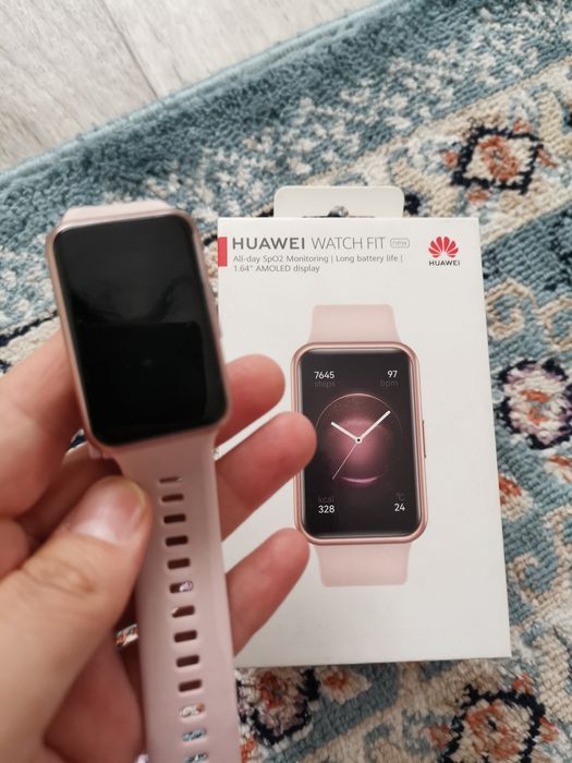 Смарт-часы Huawei Watch Fit