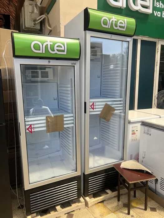 Витринный холодильник Artel HS 390SN