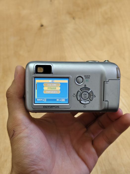 Olympus C-460 ZOOM мыльница