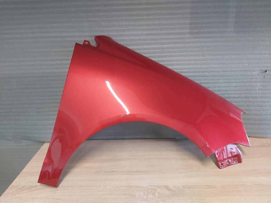 Aripa Fata Dreapta VW Polo 6/VI 2005-2009 (LA3X (Rosu))