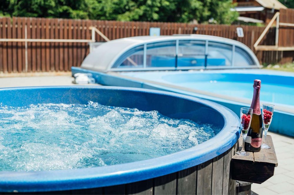 Cabana Libera de Revelion 24pers jacuzzi