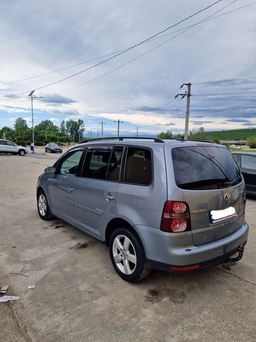 Vw Touran 1.9 tdi 2009 ,7 locuri