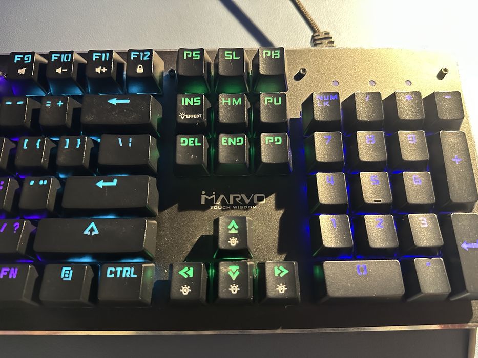 Tastatura mecanica Marvo
