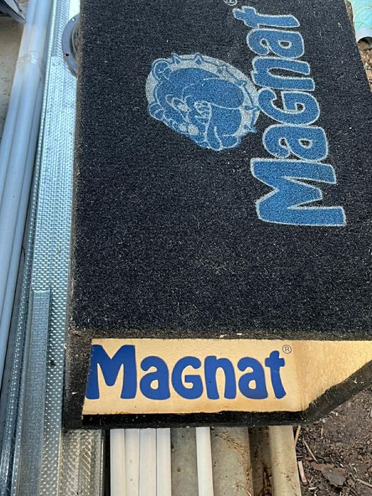 Diferite boxe si subwoofere toate sunt funcționale se pot testa! Aștept oferte !!