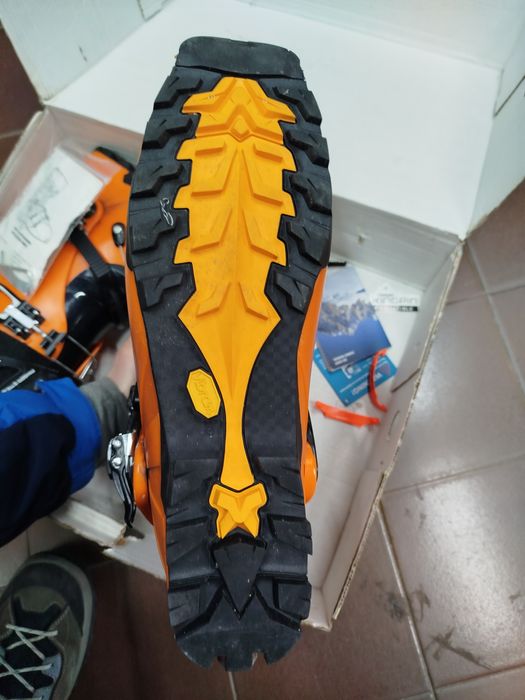 Ски обувки за пантене Scarpa, ползвани няколко пъти