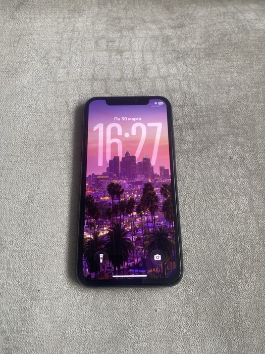 Продам iPhone 11 PRO