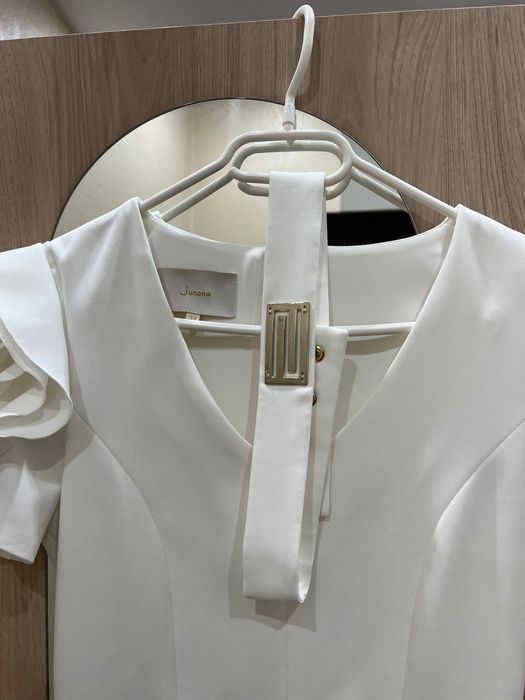 Продава се рокля