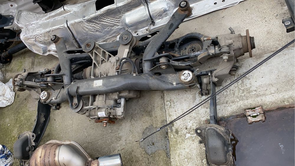 Rezervor benzina punte spate vw passat cc