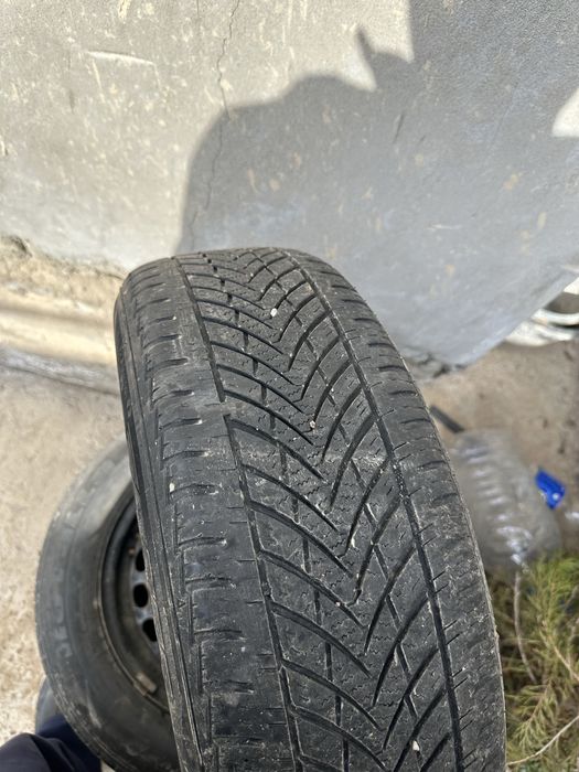 Balon 14 sparkdan yechilgan