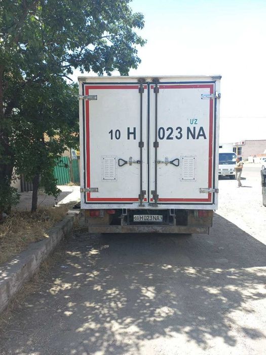 Isuzu юк мошина сотилади 2016 йил