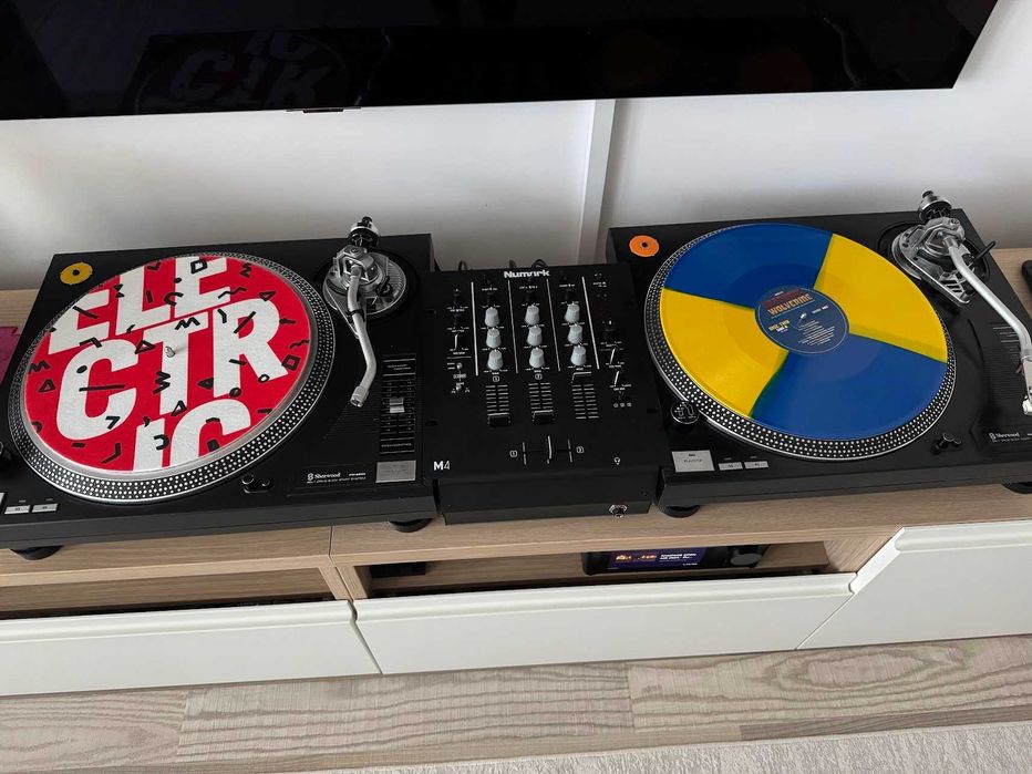 Vând 2x pickup Sherwood PM-9800