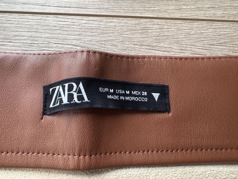 Fusta Zara piele ecologica