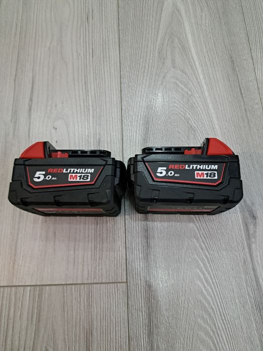 Acumulatori  Milwaukee Noi 300 ron/ Buc