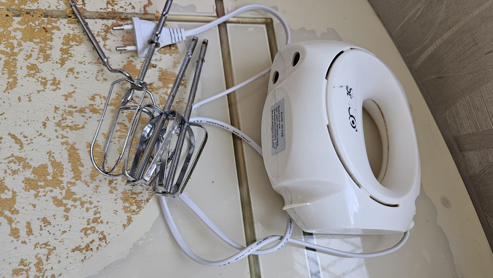 Ручной миксер 3500тг