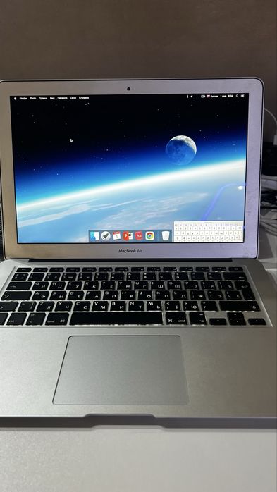 Macbook Air 13’, i5, 128 GB SSD