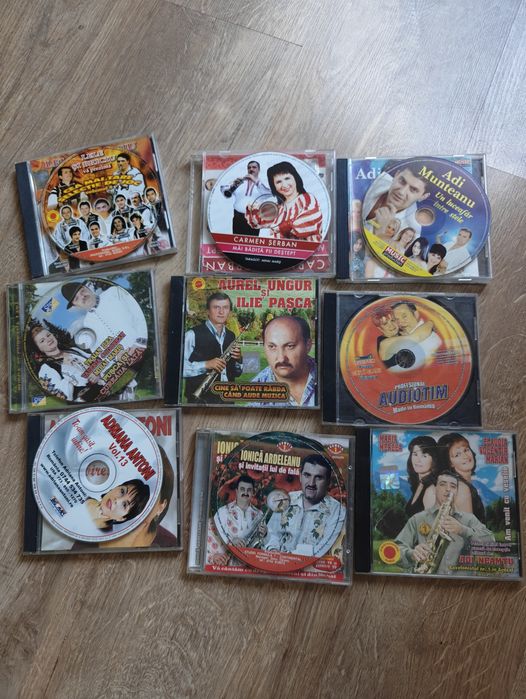 Cutie CD muzică Rom.  anii '90-2000 și 2 AIO