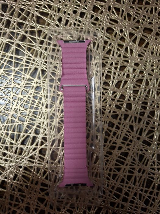 Vând Huse Iphone 17 Pro, 16 Pro, Apple Watch