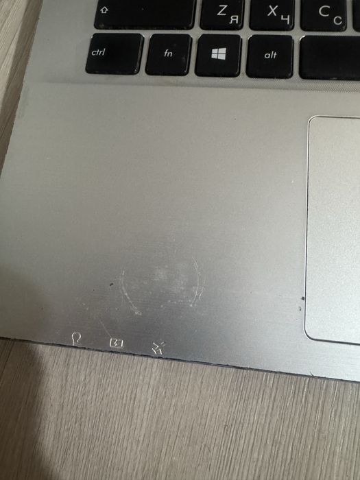 Ноутбук ASUS X302UV core i5 6200U