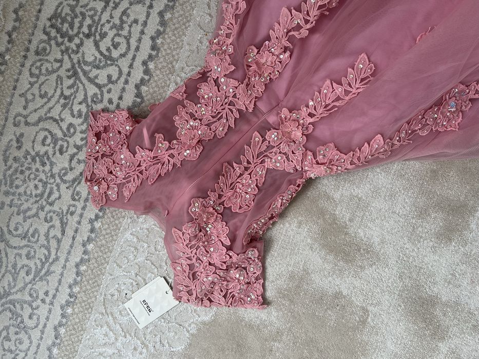 Вечернее шикарное платье новый